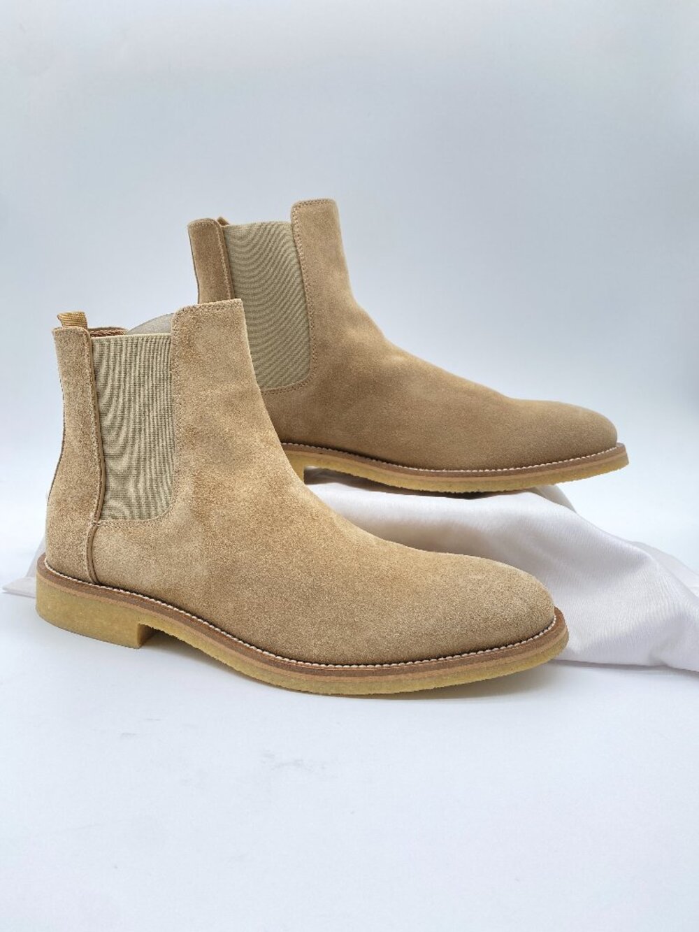 ALDO Bentworth Women’s Suede Chelsea Boots Tan Crepe Sole Size 9